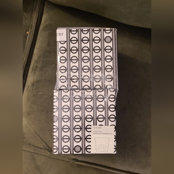 Two New Ichendorf coral reef green tumblers - Picture 8 of 9